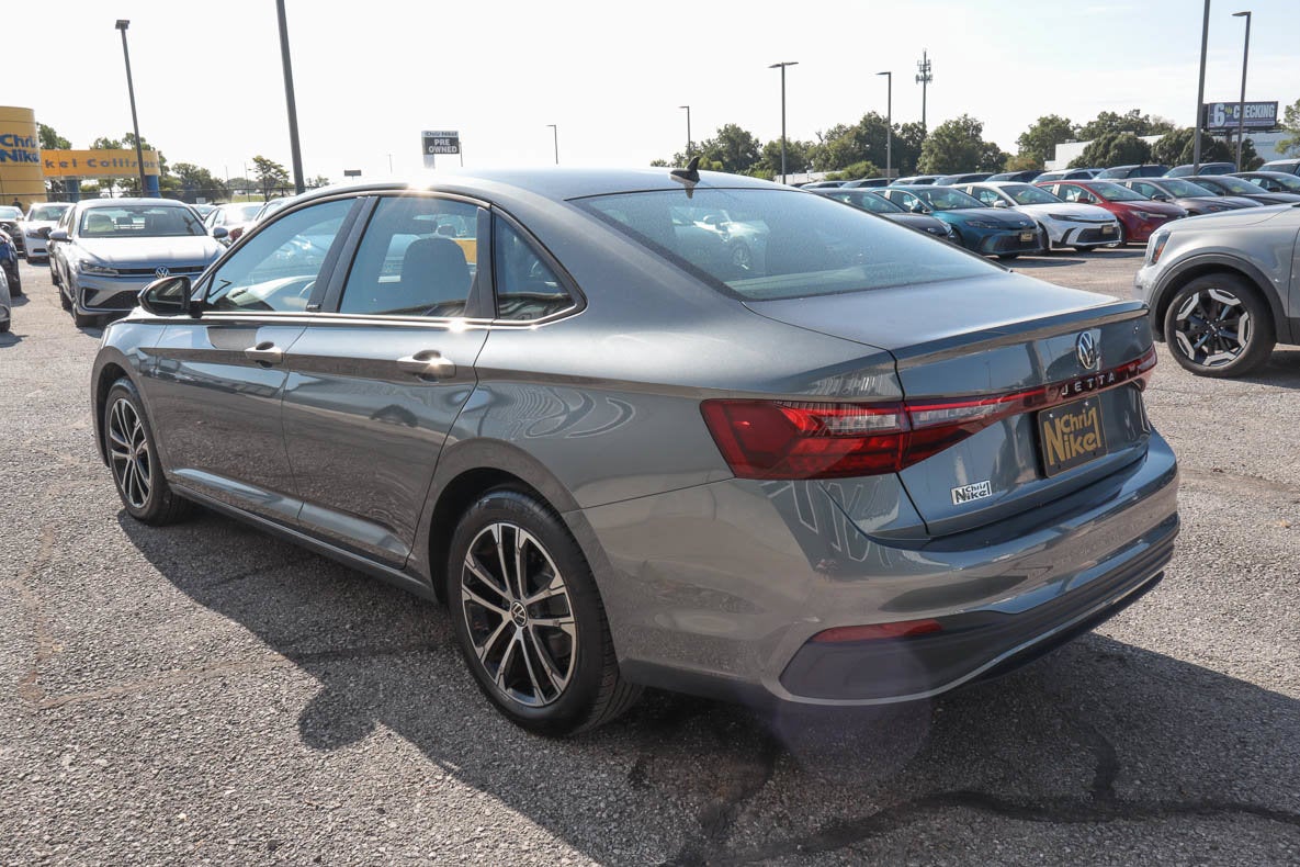 2025 Volkswagen Jetta Sport Auto