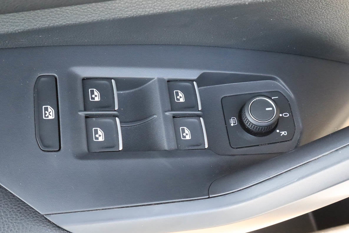 2022 Volkswagen Jetta S Auto