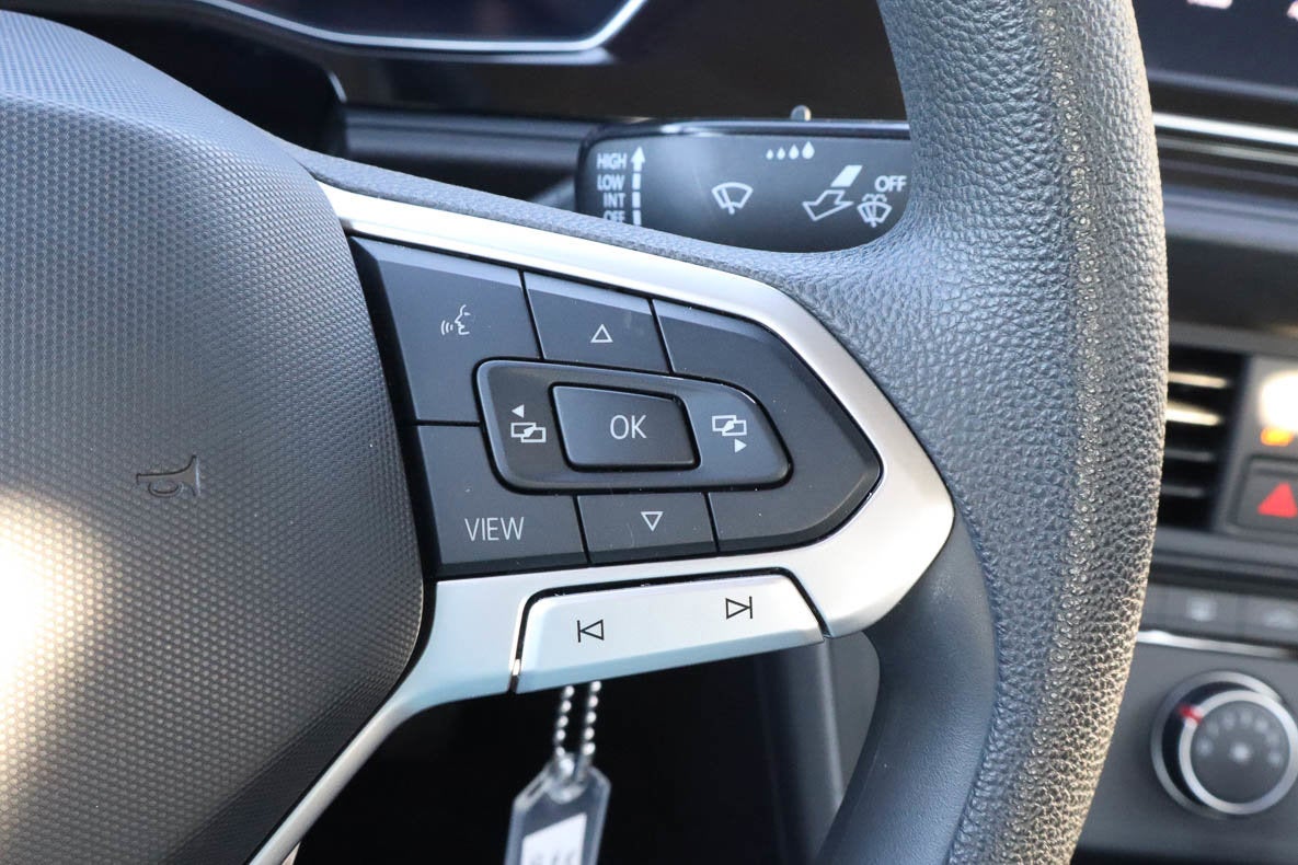 2022 Volkswagen Jetta S Auto