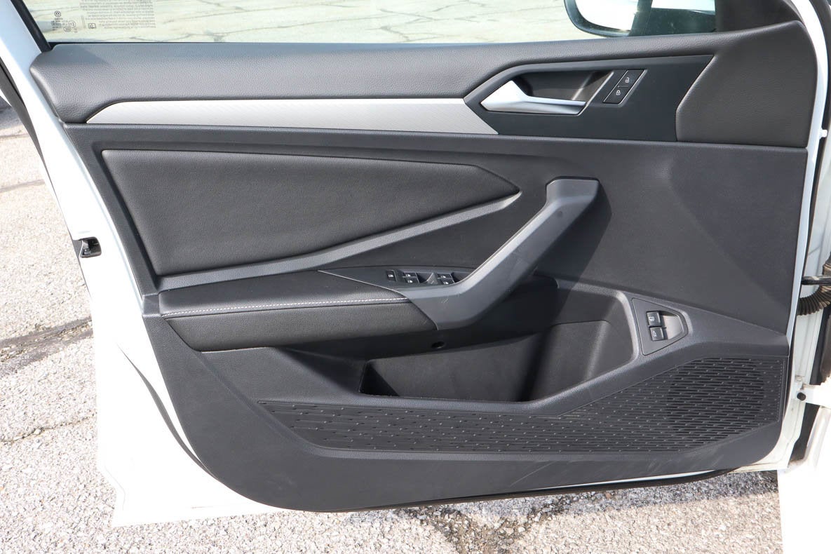 2022 Volkswagen Jetta S Auto