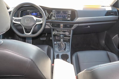 2024 Volkswagen Jetta SE Auto