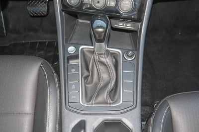 2024 Volkswagen Jetta SE Auto
