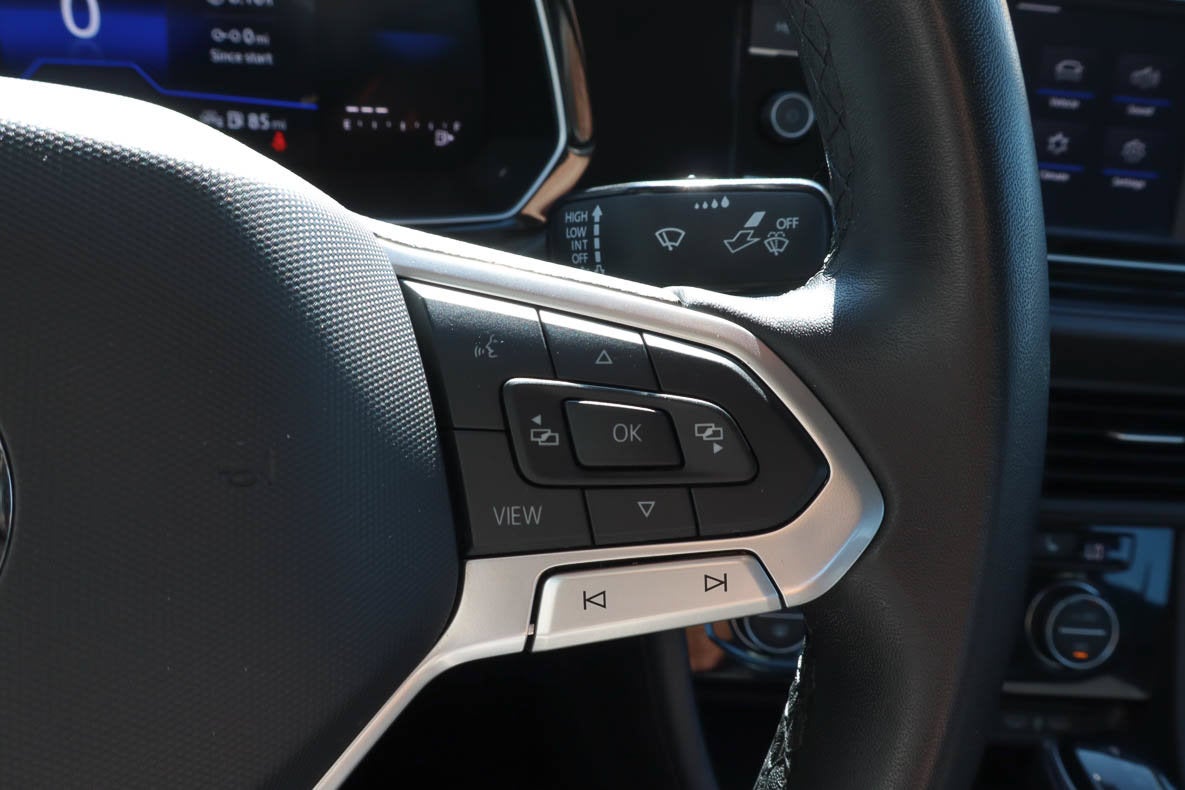 2024 Volkswagen Jetta SE Auto