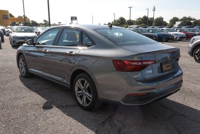 2024 Volkswagen Jetta SE Auto