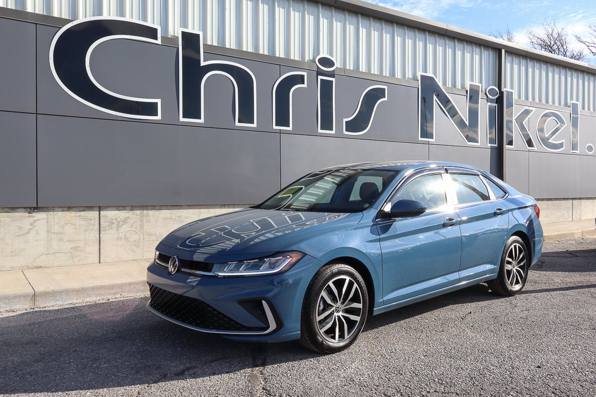 2025 Volkswagen Jetta SE Auto