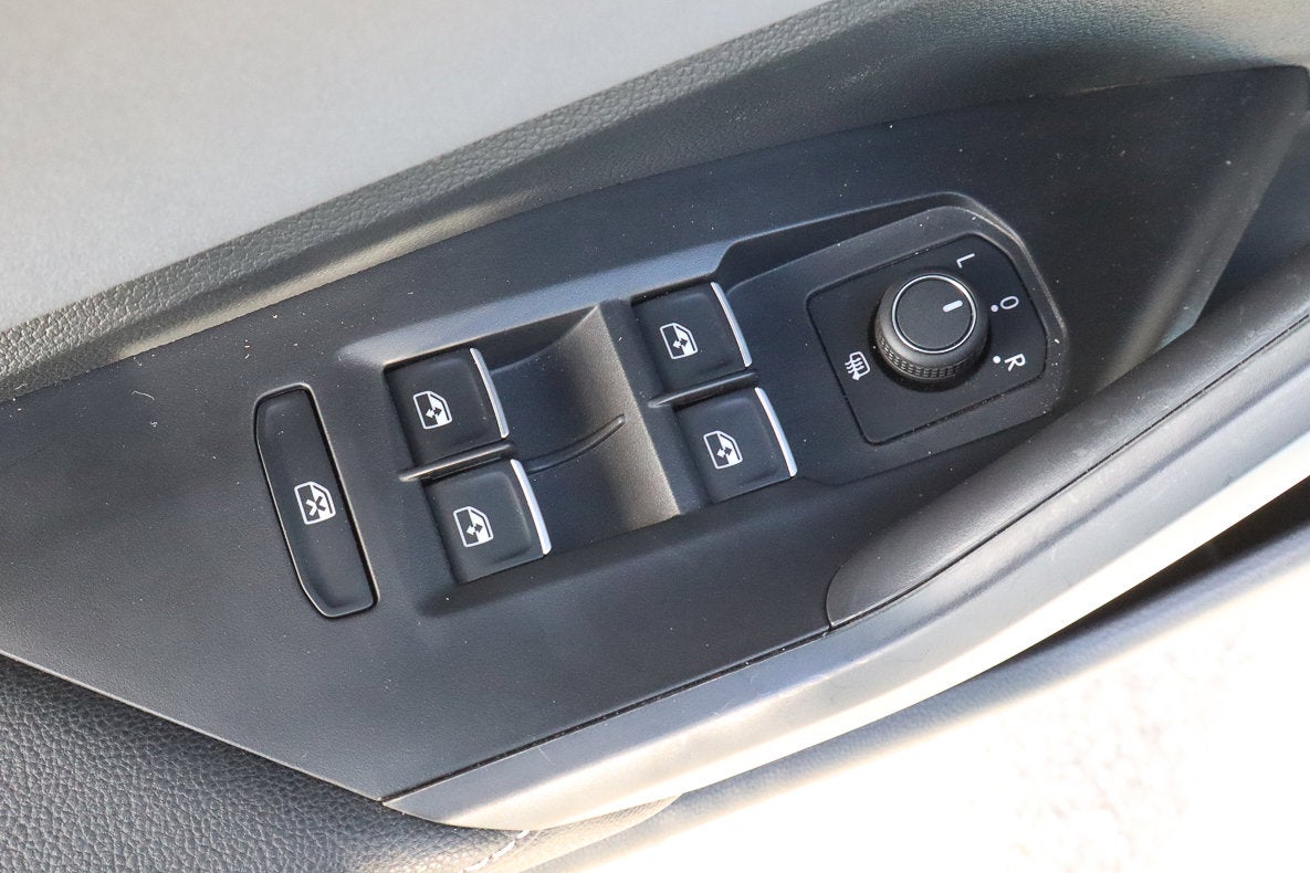 2025 Volkswagen Jetta SE Auto