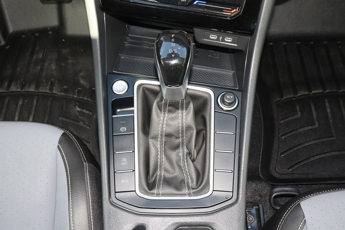 2025 Volkswagen Jetta SE Auto