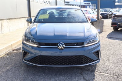 2025 Volkswagen Jetta SE Auto