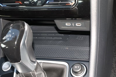 2025 Volkswagen Jetta SE Auto