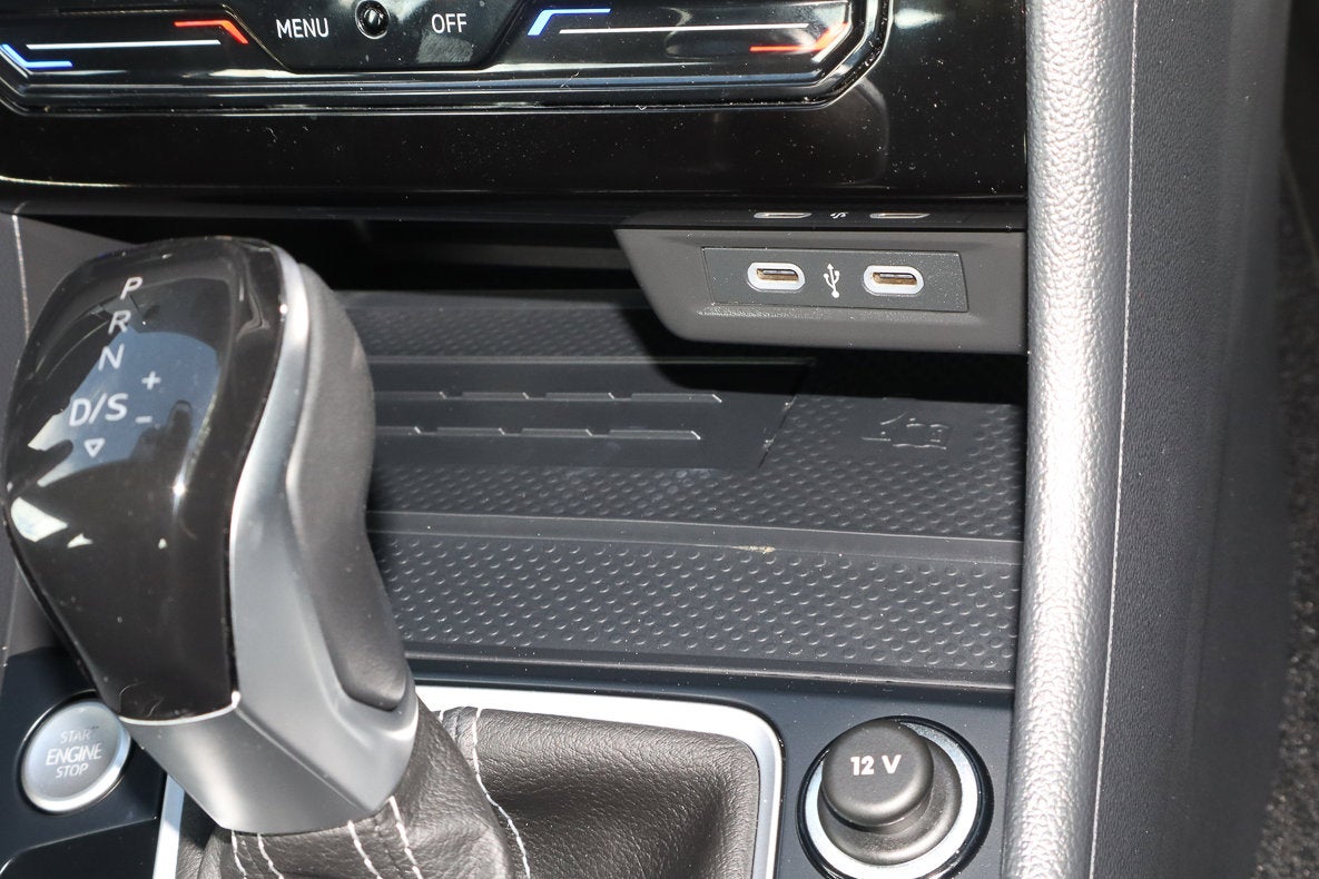 2025 Volkswagen Jetta SE Auto