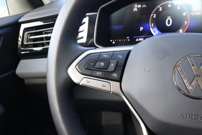 2025 Volkswagen Jetta SE Auto