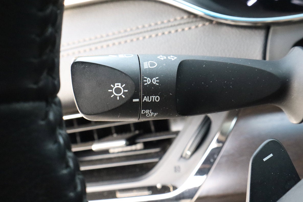 2016 Toyota Avalon XLE