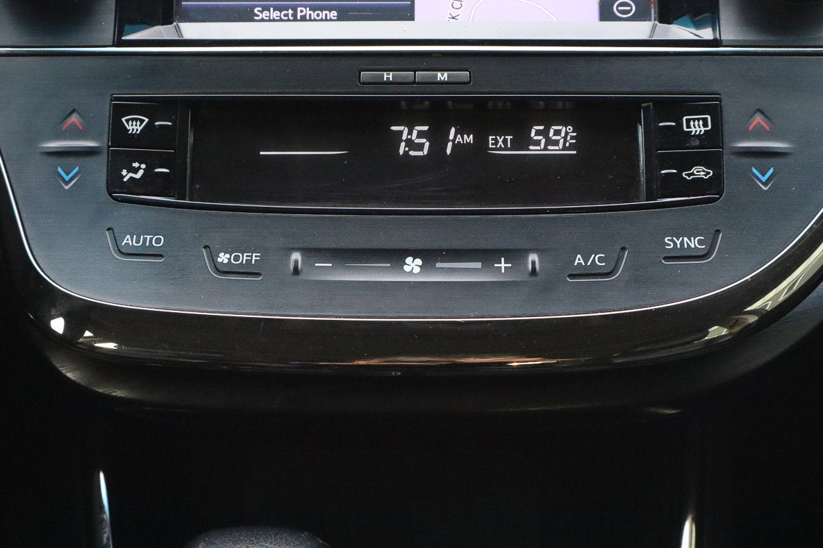 2016 Toyota Avalon XLE