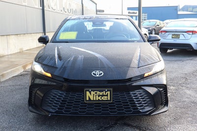 2025 Toyota Camry SE
