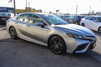 2024 Toyota Camry SE