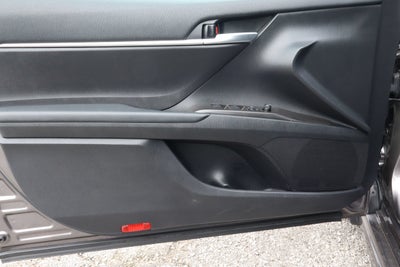 2024 Toyota Camry SE Auto