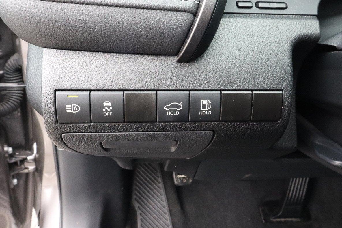 2024 Toyota Camry SE Auto