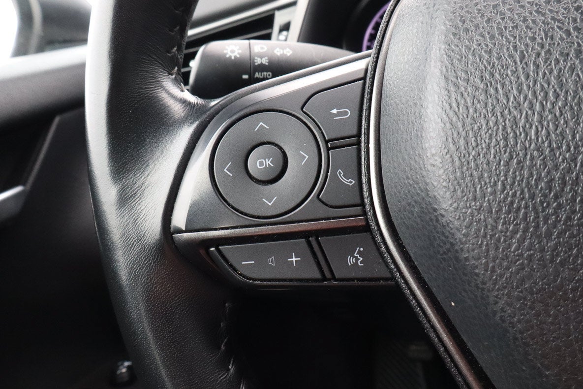 2024 Toyota Camry SE Auto