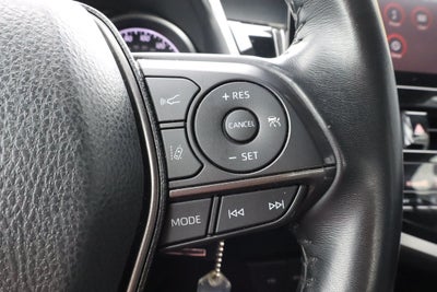 2024 Toyota Camry SE Auto