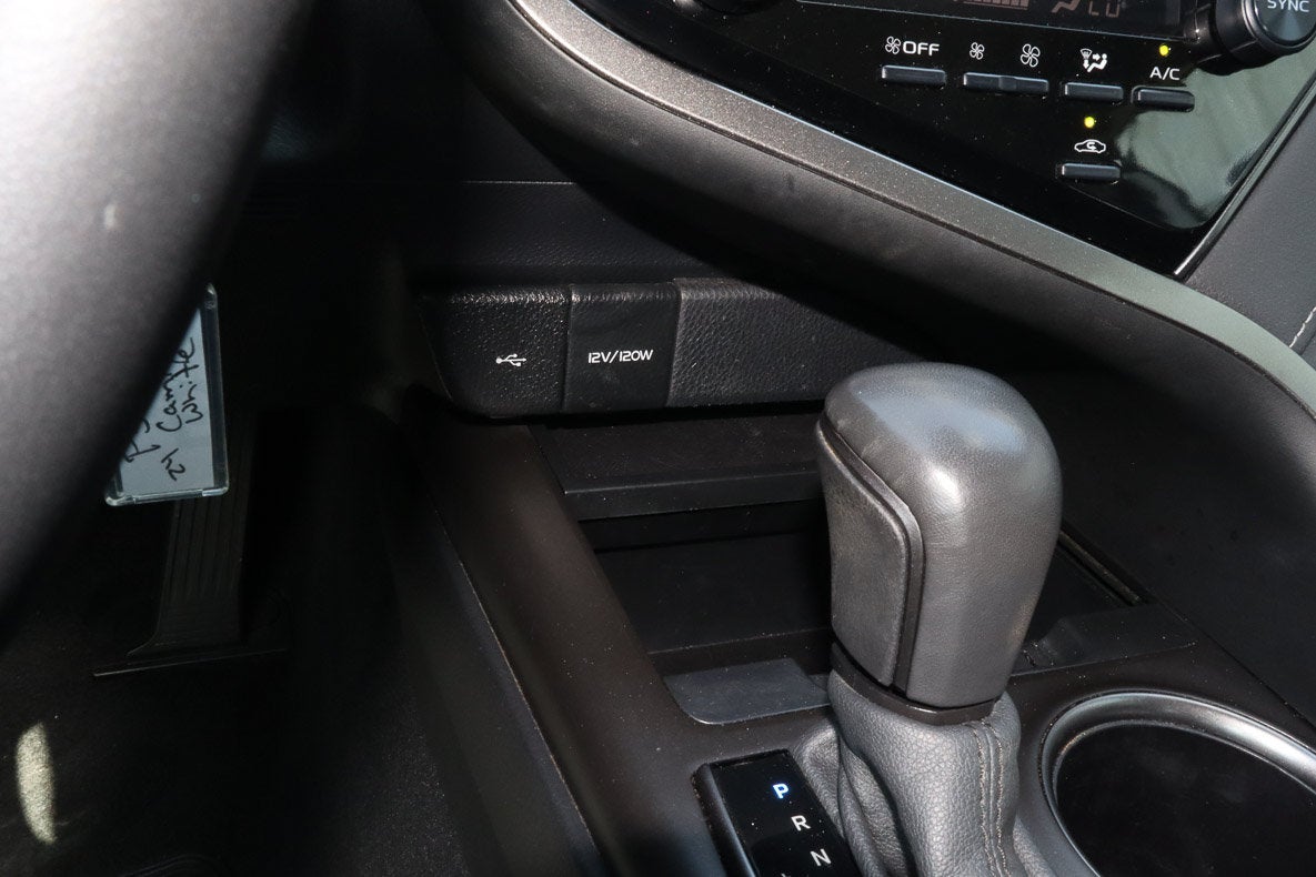 2024 Toyota Camry SE Nightshade Auto