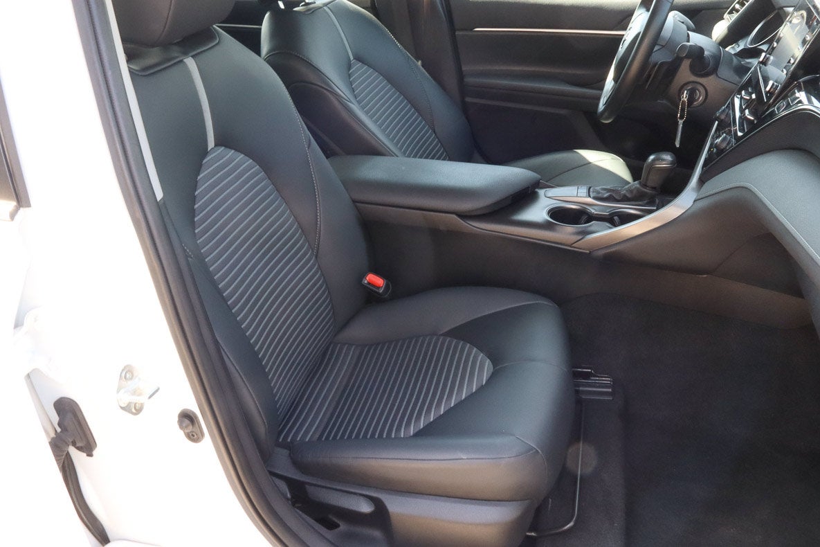 2024 Toyota Camry SE Nightshade Auto