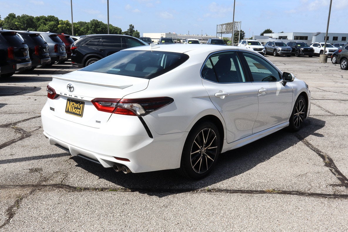 2024 Toyota Camry SE Nightshade Auto