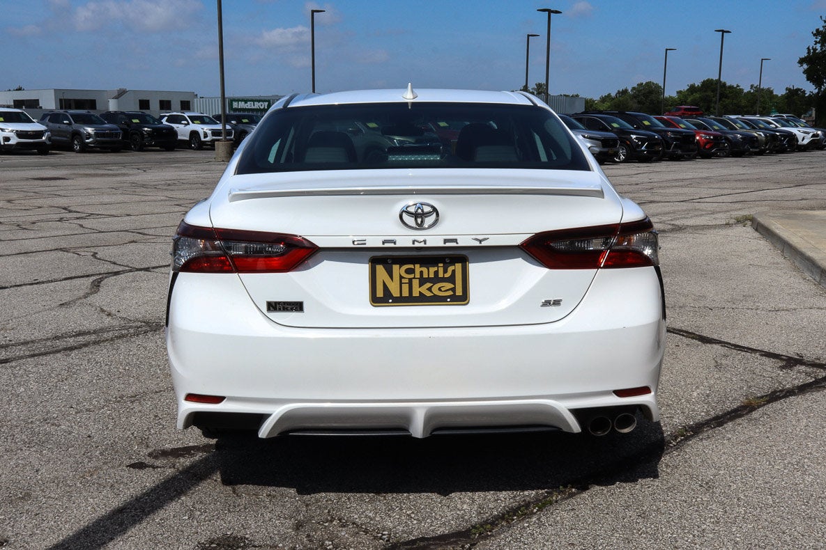 2024 Toyota Camry SE Nightshade Auto