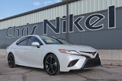 2020 Toyota Camry XSE Auto