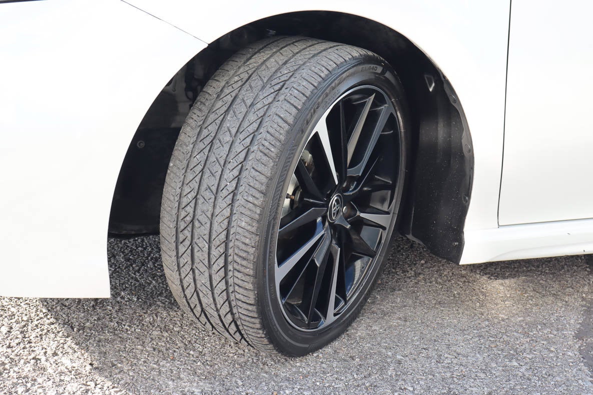 2020 Toyota Camry XSE Auto