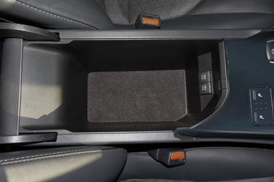 2020 Toyota Camry XSE Auto