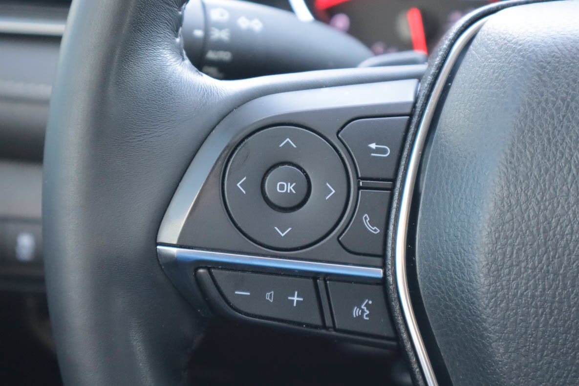 2020 Toyota Camry XSE Auto