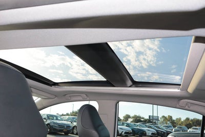 2020 Toyota Camry XSE Auto