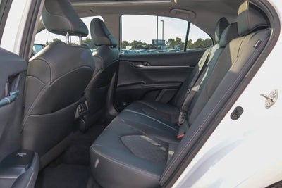 2020 Toyota Camry XSE Auto