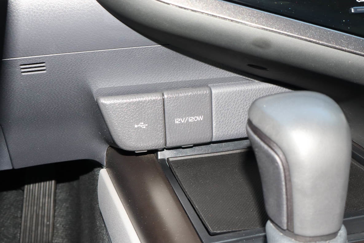 2024 Toyota Camry SE Auto AWD