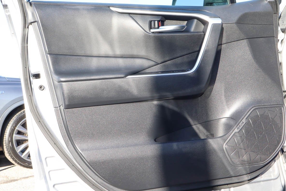 2025 Toyota RAV4 Hybrid XLE AWD