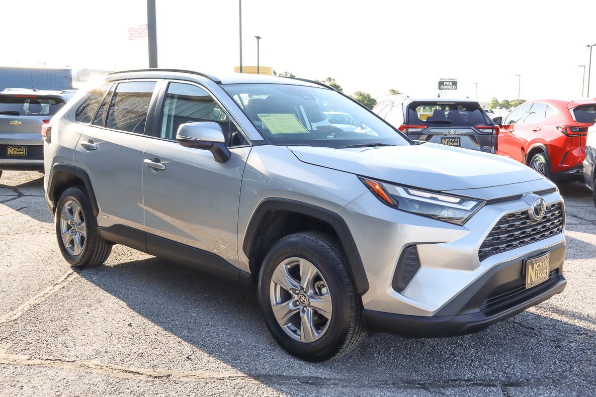 2025 Toyota RAV4 Hybrid XLE AWD