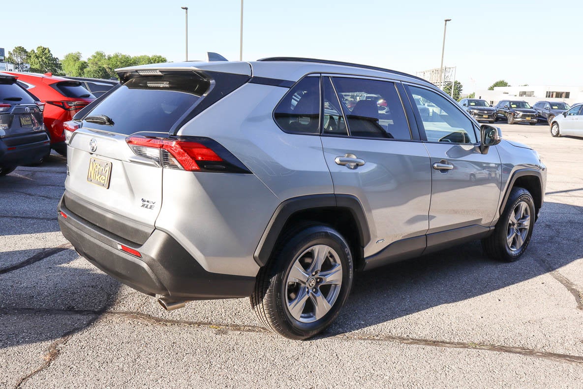2025 Toyota RAV4 Hybrid XLE AWD