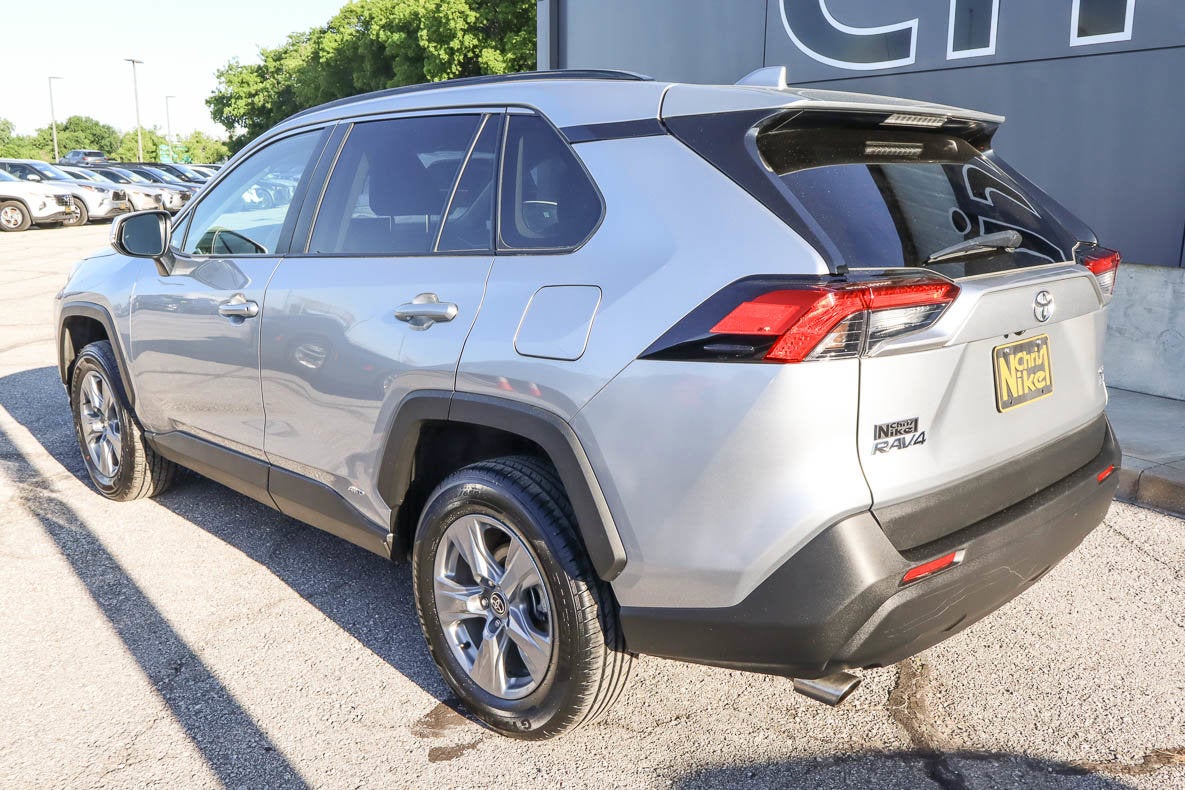 2025 Toyota RAV4 Hybrid XLE AWD