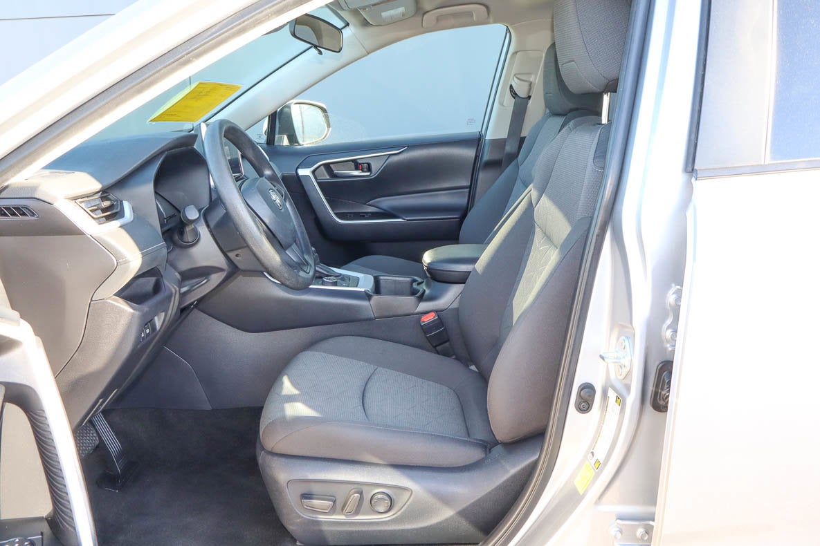 2025 Toyota RAV4 Hybrid XLE AWD