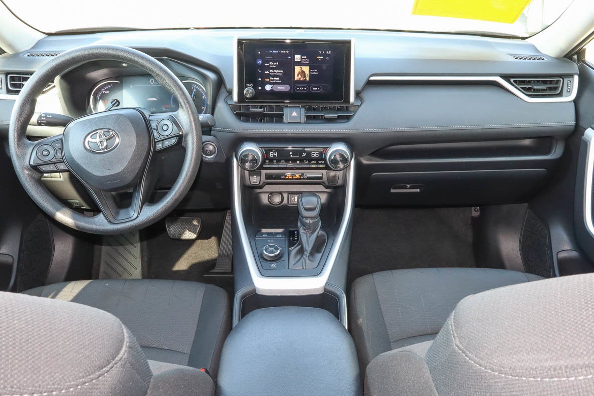 2025 Toyota RAV4 Hybrid XLE AWD