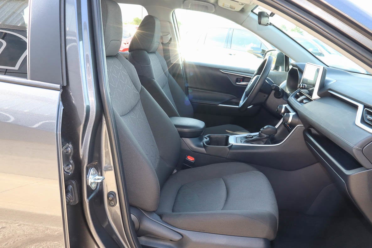2025 Toyota RAV4 Hybrid XLE AWD