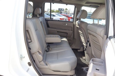 2010 Honda Pilot 4WD 4dr Touring w/RES & Navi