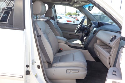 2010 Honda Pilot 4WD 4dr Touring w/RES & Navi