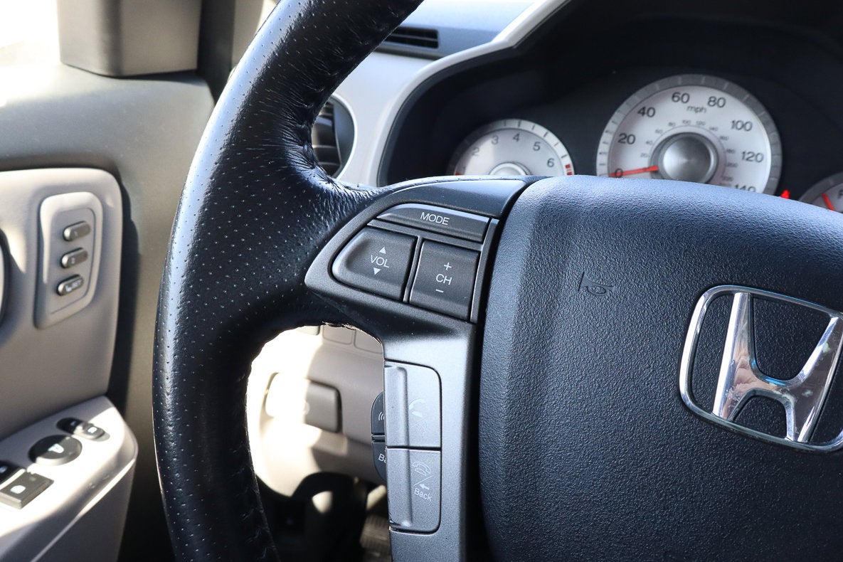 2010 Honda Pilot 4WD 4dr Touring w/RES & Navi