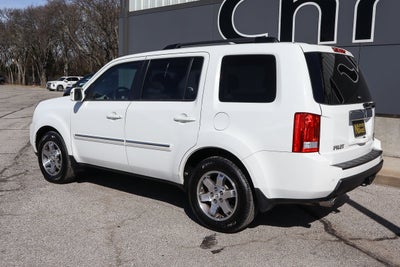 2010 Honda Pilot 4WD 4dr Touring w/RES & Navi