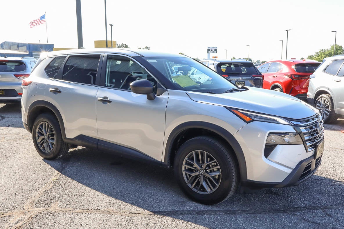 2024 Nissan Rogue FWD S