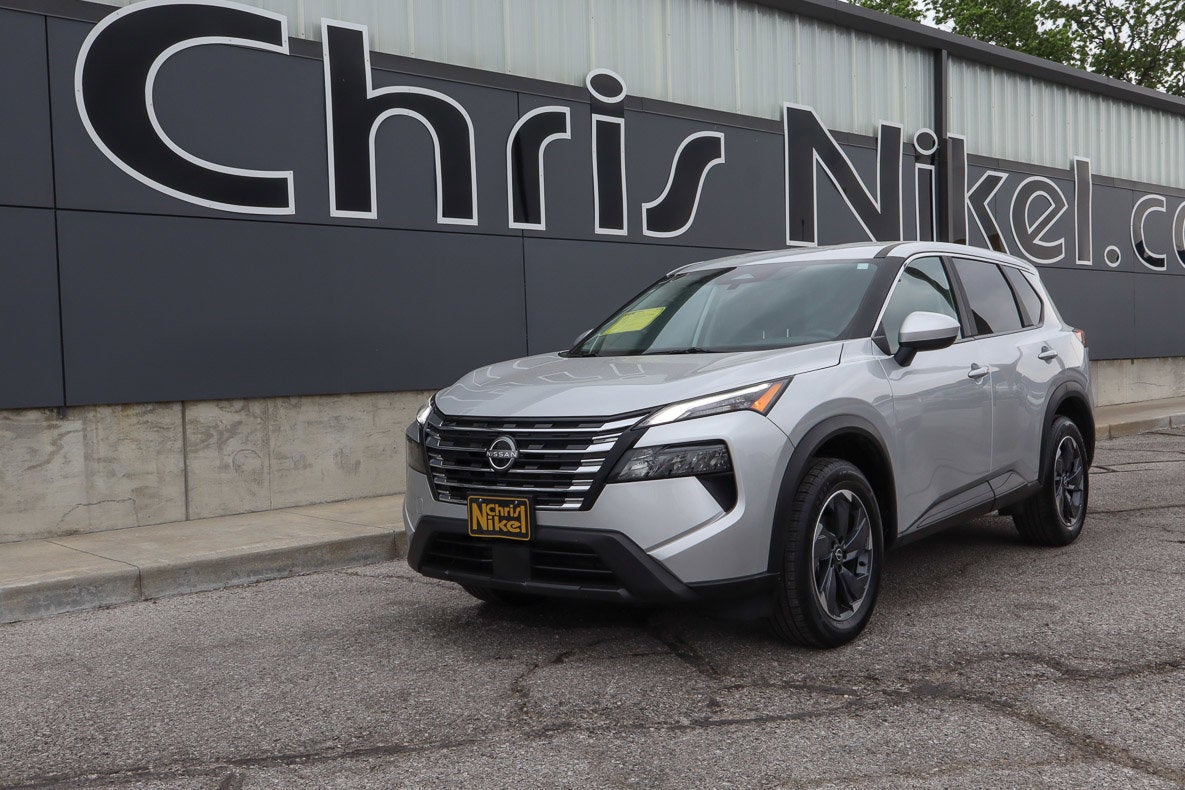 2025 Nissan Rogue FWD SV