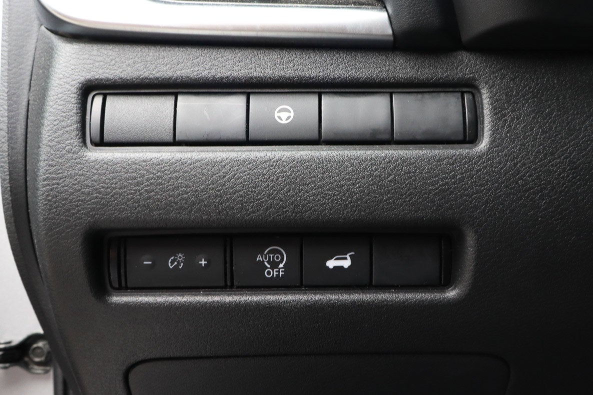 2025 Nissan Rogue FWD SV
