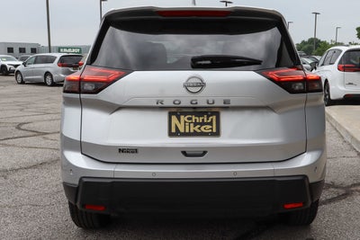 2025 Nissan Rogue FWD SV