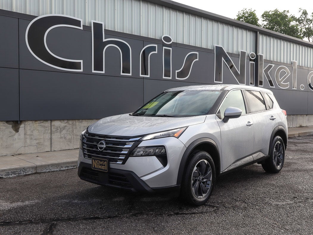 2025 Nissan Rogue SV FWD's photo